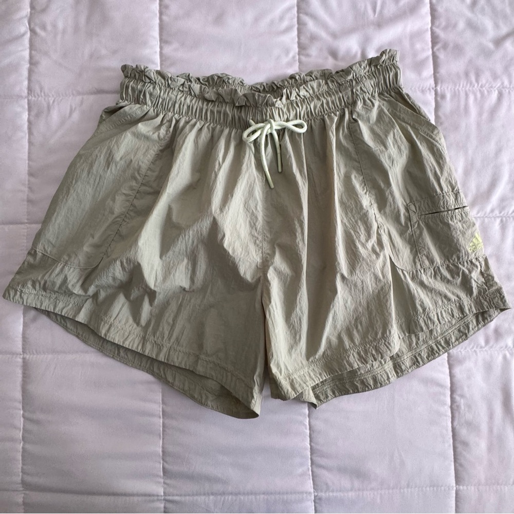 Adidas Short Size XL